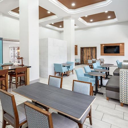 Holiday Inn Express & Suites Williamsburg By Ihg Экстерьер фото