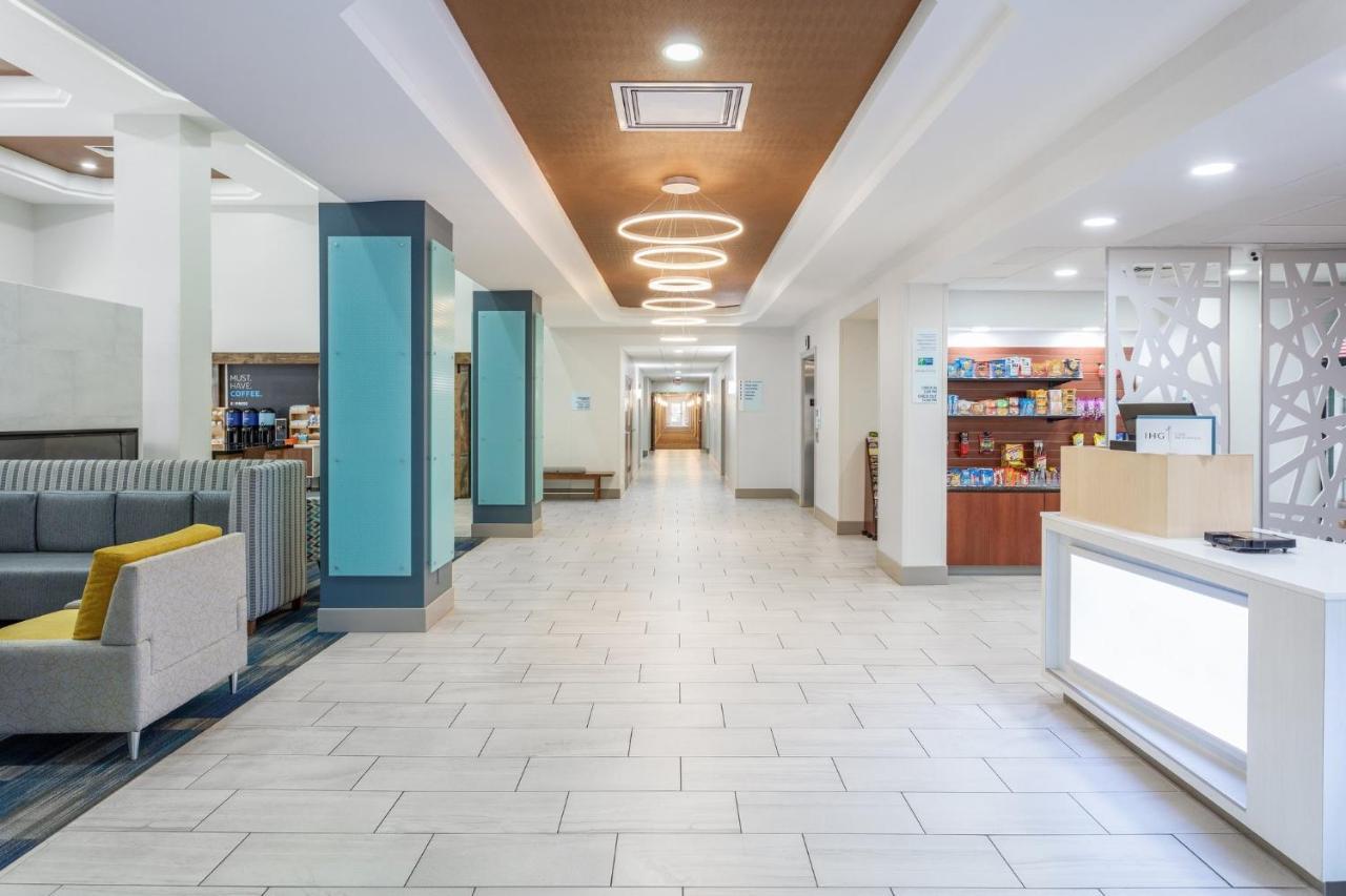 Holiday Inn Express & Suites Williamsburg By Ihg Экстерьер фото