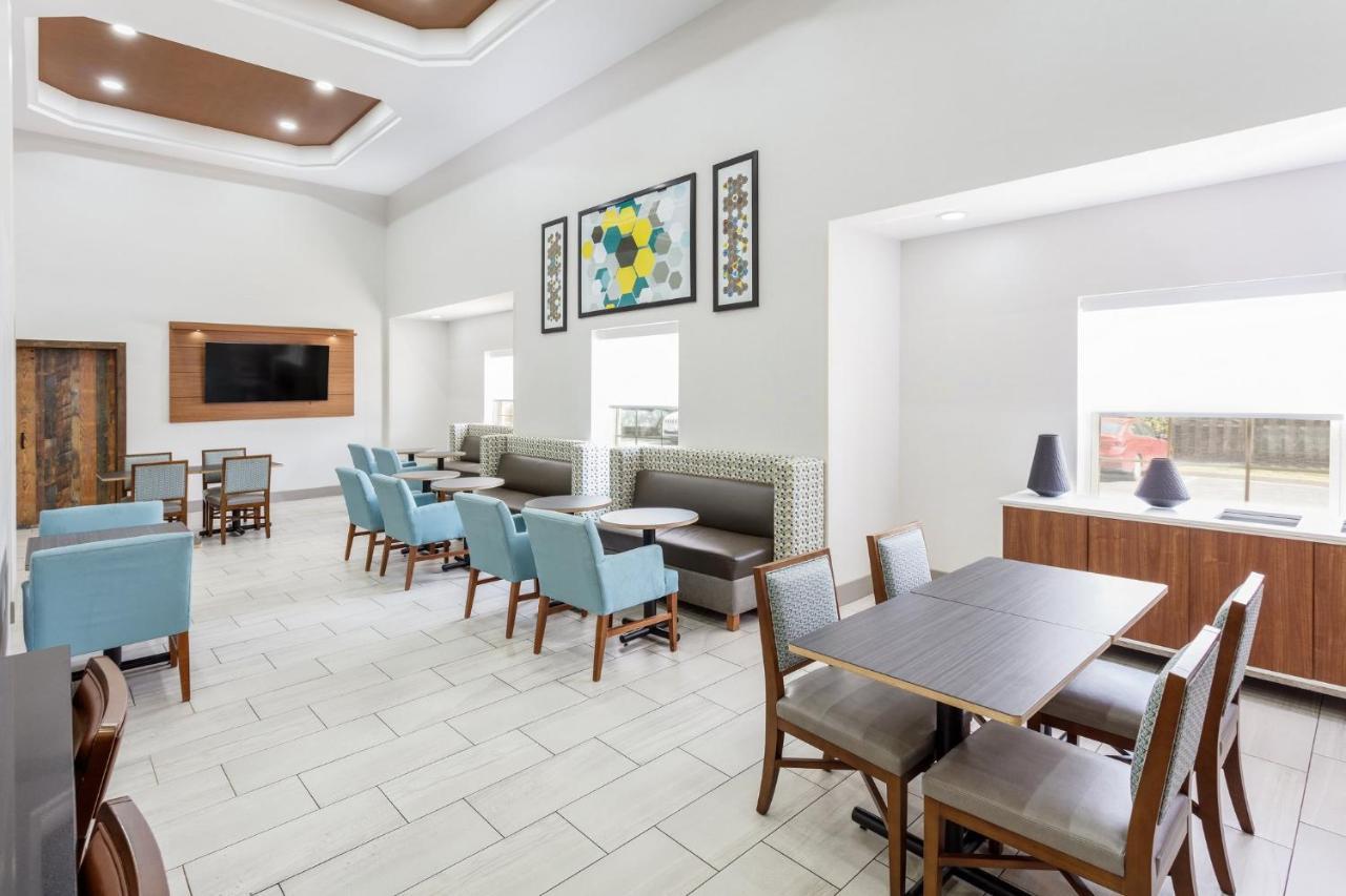 Holiday Inn Express & Suites Williamsburg By Ihg Экстерьер фото